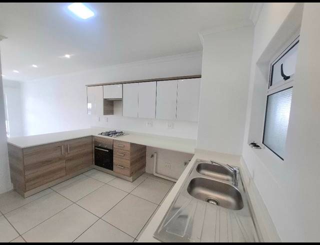 2 BEDROOM APARTMENT FOR SALE IN LONEHILL
